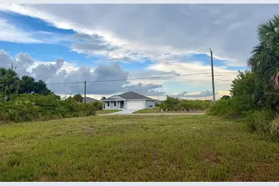 171 Wright Drive, Rotonda West, FL 33947 - Photo 5