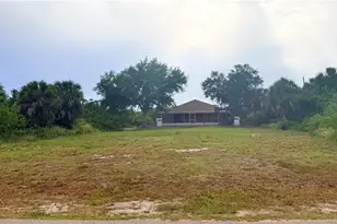 171 Wright Dr, Rotonda West, FL 33947 - Photo 1