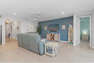 20389 Minuet Place, Venice, FL 34293 - Photo 9