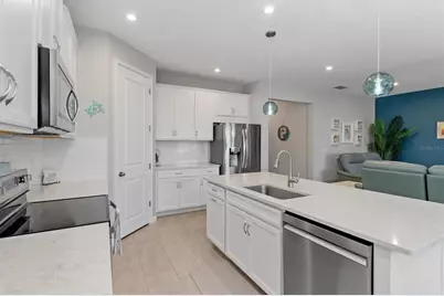 20389 Minuet Place, Venice, FL 34293 - Photo 13