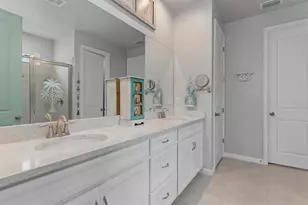 20389 Minuet Pl, Venice, FL 34293 - Photo 17