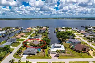 2532 Dixon Terrace, Port Charlotte, FL 33981 - Photo 47