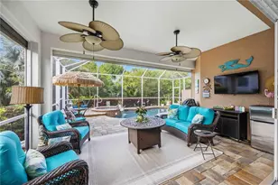 11045 Barnsley Dr, Venice, FL 34293 - Photo 3