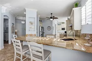 11045 Barnsley Dr, Venice, FL 34293 - Photo 11