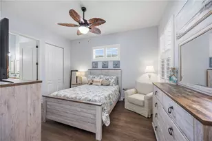 11045 Barnsley Dr, Venice, FL 34293 - Photo 31