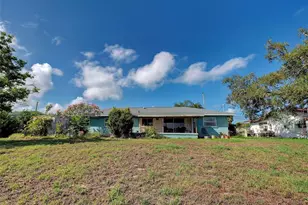 321 Shamrock Blvd, Venice, FL 34293 - Photo 9