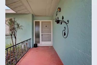 321 Shamrock Boulevard, Venice, FL 34293 - Photo 3