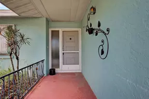 321 Shamrock Blvd, Venice, FL 34293 - Photo 3