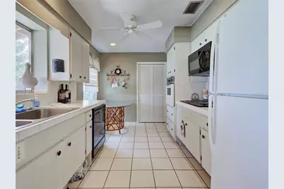 321 Shamrock Boulevard, Venice, FL 34293 - Photo 25