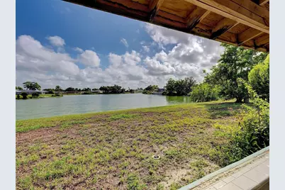321 Shamrock Boulevard, Venice, FL 34293 - Photo 17