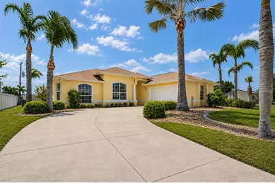 18075 Petoskey Circle, Port Charlotte, FL 33948 - Photo 5