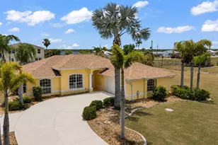 18075 Petoskey Cir, Port Charlotte, FL 33948 - Photo 1