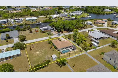 18075 Petoskey Circle, Port Charlotte, FL 33948 - Photo 3