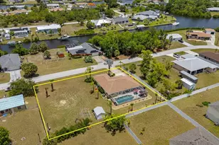 18075 Petoskey Cir, Port Charlotte, FL 33948 - Photo 3