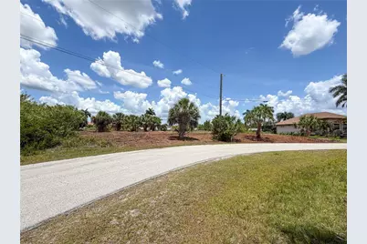 14235 Fruitport Circle, Port Charlotte, FL 33981 - Photo 11