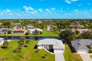 202 Long Meadow Ln, Rotonda West, FL 33947 - Photo 7