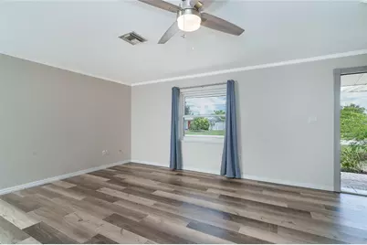 22129 Rochester Avenue, Port Charlotte, FL 33952 - Photo 9