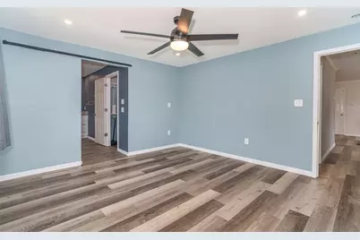 22129 Rochester Avenue, Port Charlotte, FL 33952 - Photo 15