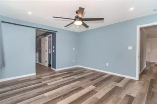 22129 Rochester Ave, Port Charlotte, FL 33952 - Photo 15