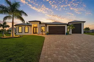 15704 Lakeland Cir, Port Charlotte, FL 33981 - Photo 1