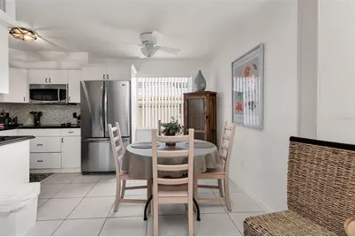 700 W Venice Avenue #206, Venice, FL 34285 - Photo 11