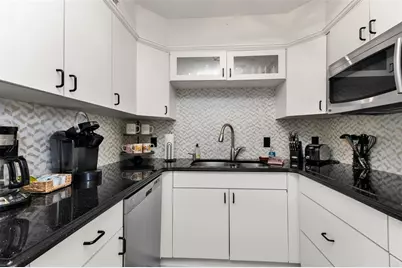 700 W Venice Avenue #206, Venice, FL 34285 - Photo 15
