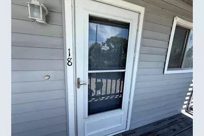 255 Fenwick Drive #18, Venice, FL 34285 - Photo 3