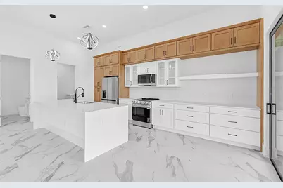 15618 Viscount Circle, Port Charlotte, FL 33981 - Photo 7