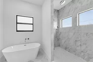 15618 Viscount Cir, Port Charlotte, FL 33981 - Photo 35