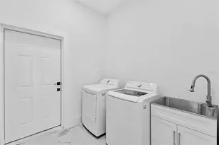 15618 Viscount Cir, Port Charlotte, FL 33981 - Photo 43