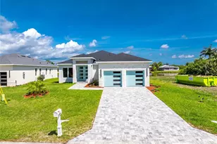 203 Redwood Rd, Rotonda West, FL 33947 - Photo 47