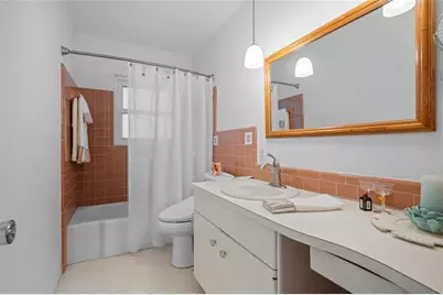 524 S Neponsit Drive, Venice, FL 34293 - Photo 9