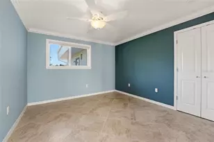 2180 W Dolphin Dr, Englewood, FL 34223 - Photo 35