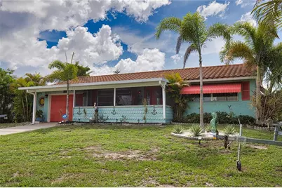 457 W Tarpon Boulevard NW, Port Charlotte, FL 33952 - Photo 3