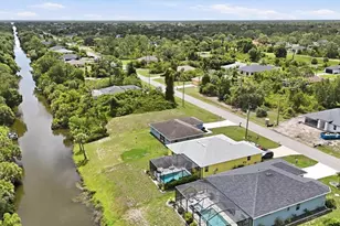 150 Baytree Dr, Rotonda West, FL 33947 - Photo 35