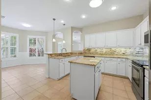 1663 San Silvestro Dr, Venice, FL 34285 - Photo 23