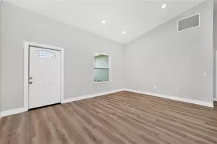 105 Cottage Pl, Rotonda West, FL 33947 - Photo 5