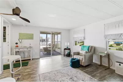 5402 Chateau Lane, Bradenton, FL 34207 - Photo 9