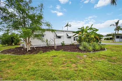 5402 Chateau Lane, Bradenton, FL 34207 - Photo 37