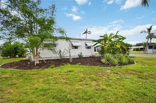 5402 Chateau Ln, Bradenton, FL 34207 - Photo 37