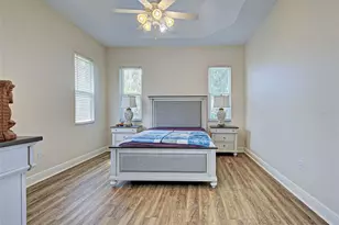 5017 Bella Terra Dr, Venice, FL 34293 - Photo 27