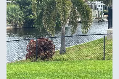 1923 SE 26th Street, Cape Coral, FL 33904 - Photo 13