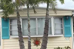 723 Roma Rd, Venice, FL 34285 - Photo 1