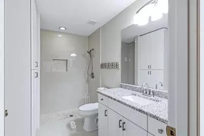 6283 Green View Circle S #102, Sarasota, FL 34231 - Photo 17