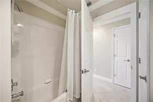 32 Medalist Ct, Rotonda West, FL 33947 - Photo 37