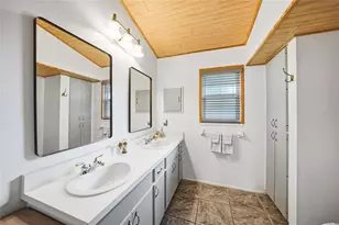 2631 Fiesta Dr, Venice, FL 34293 - Photo 23