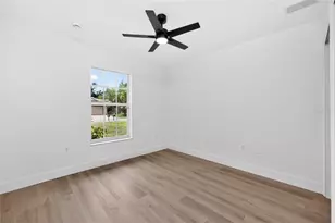 264 Periwinkle Rd, Venice, FL 34293 - Photo 33