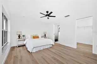 264 Periwinkle Rd, Venice, FL 34293 - Photo 27