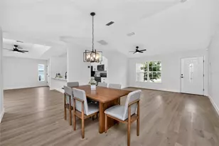 264 Periwinkle Rd, Venice, FL 34293 - Photo 13