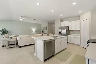 113 Leisure Pl, Rotonda West, FL 33947 - Photo 13